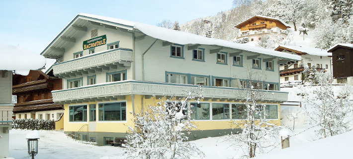 06_Haus-Winter.jpg