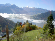 Traumhafte Aussicht auf die Bergwelt von Saalbach.